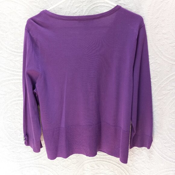 White House Black Market Purple Flower Applique Design 60s look Sweater T-384 LG - Picture 12 of 12